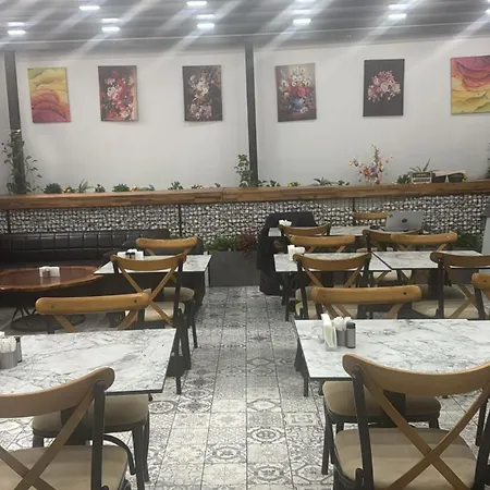 Hotel Almina *